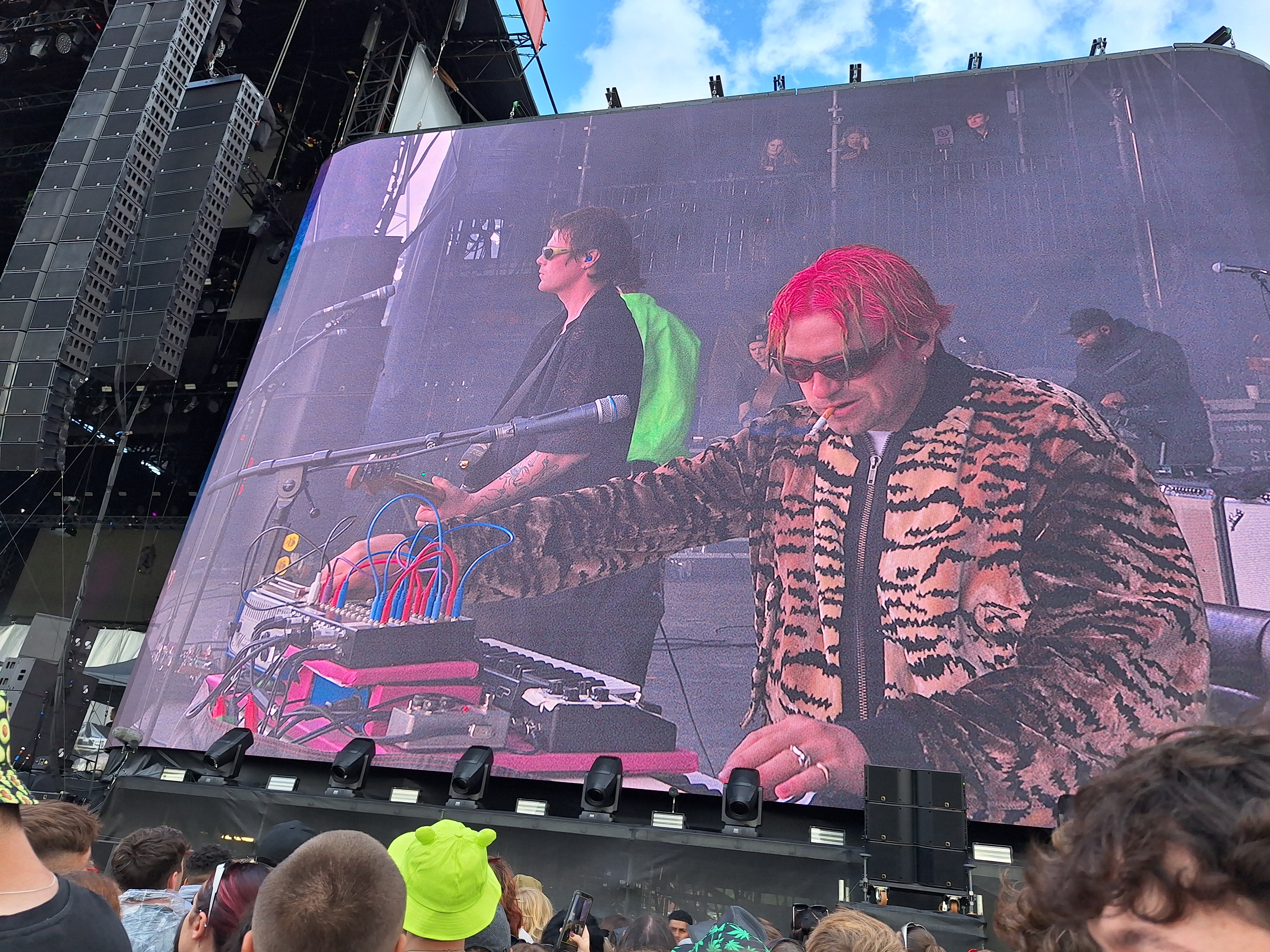 Single Reviews 22/02/2025