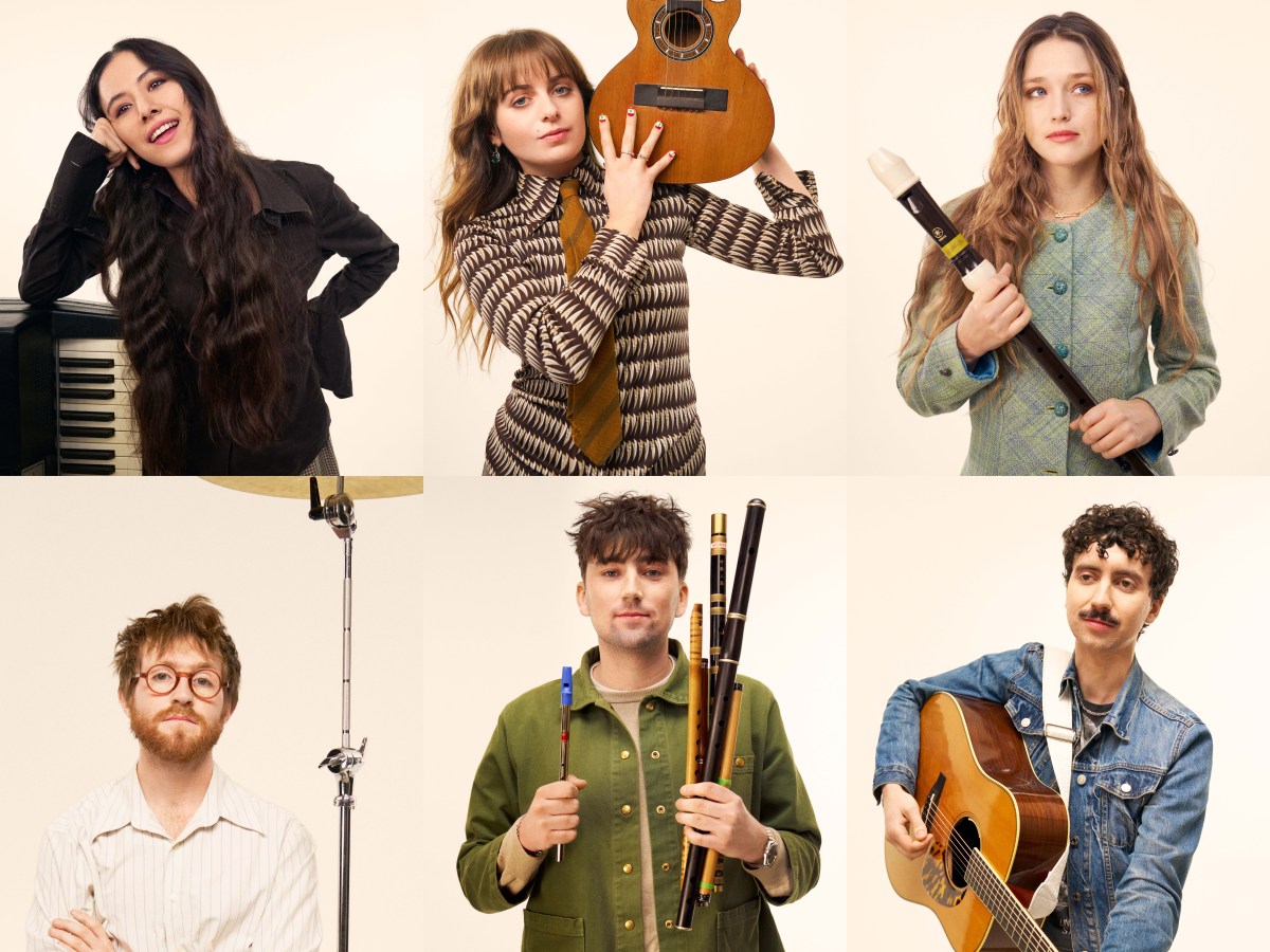 Black Country, New Road: Forever Howlong – A Complex Musical&nbsp;Journey