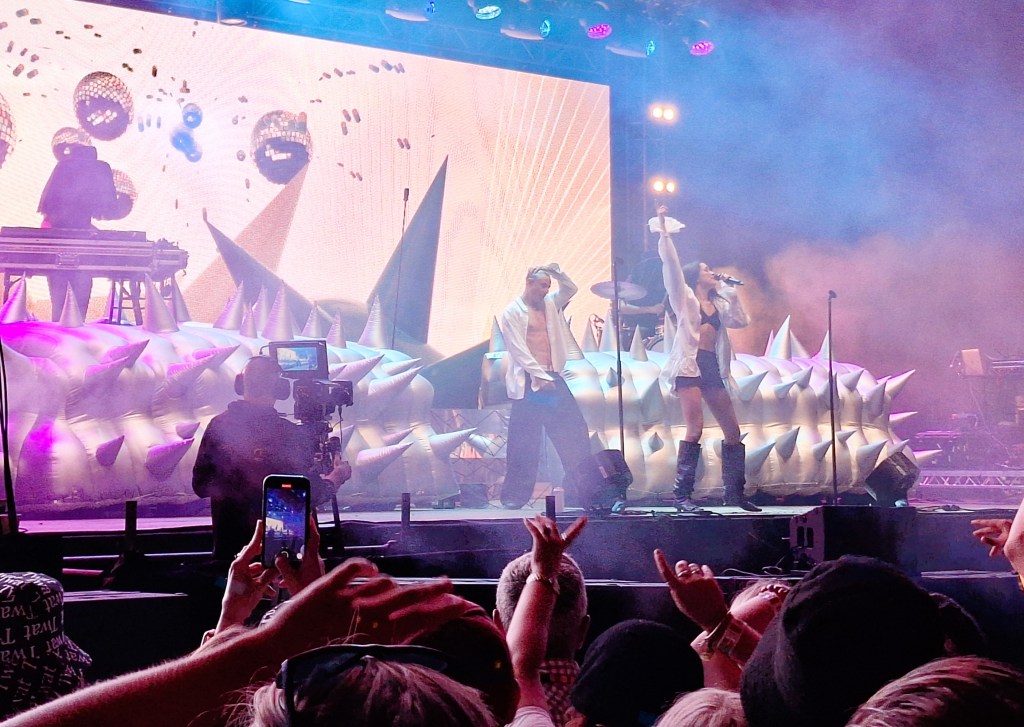 Single Reviews 26/07/2025