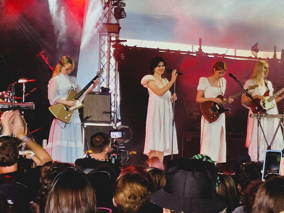 Single Reviews 19/07/2025