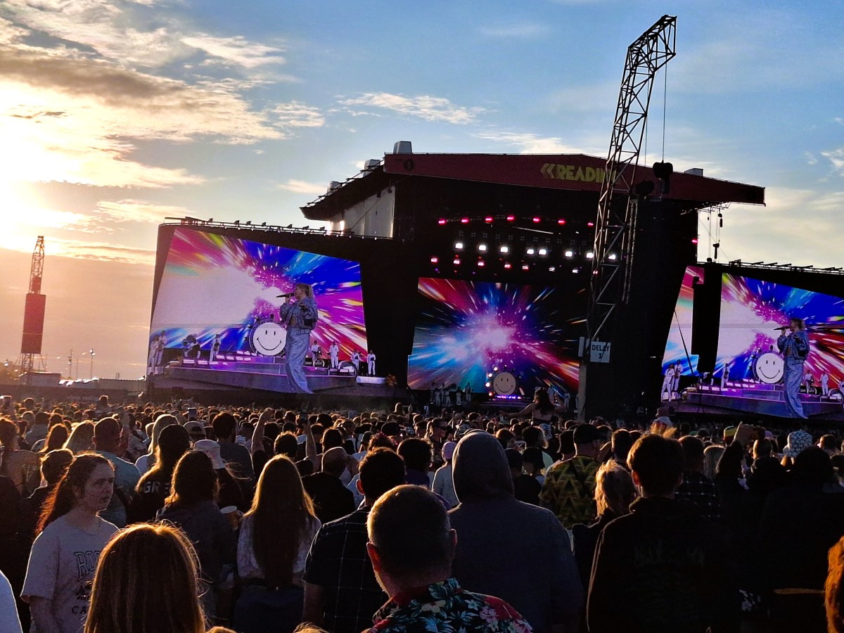 Reading Festival 2025 Chevron Stage Saturday Preview inc. Wunderhorse and Becky&nbsp;Hill