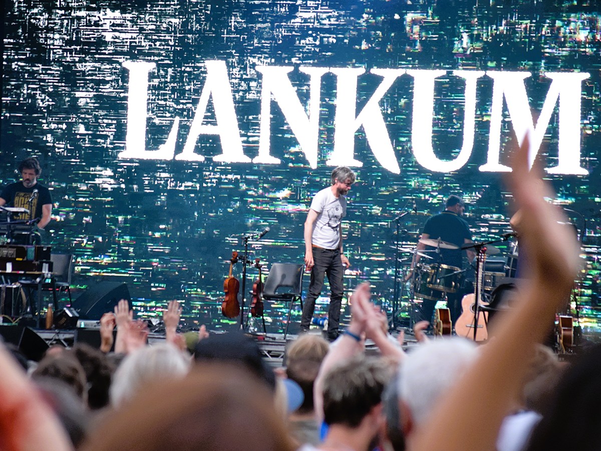 Singles Playlist and Reviews&nbsp;1/11/2025