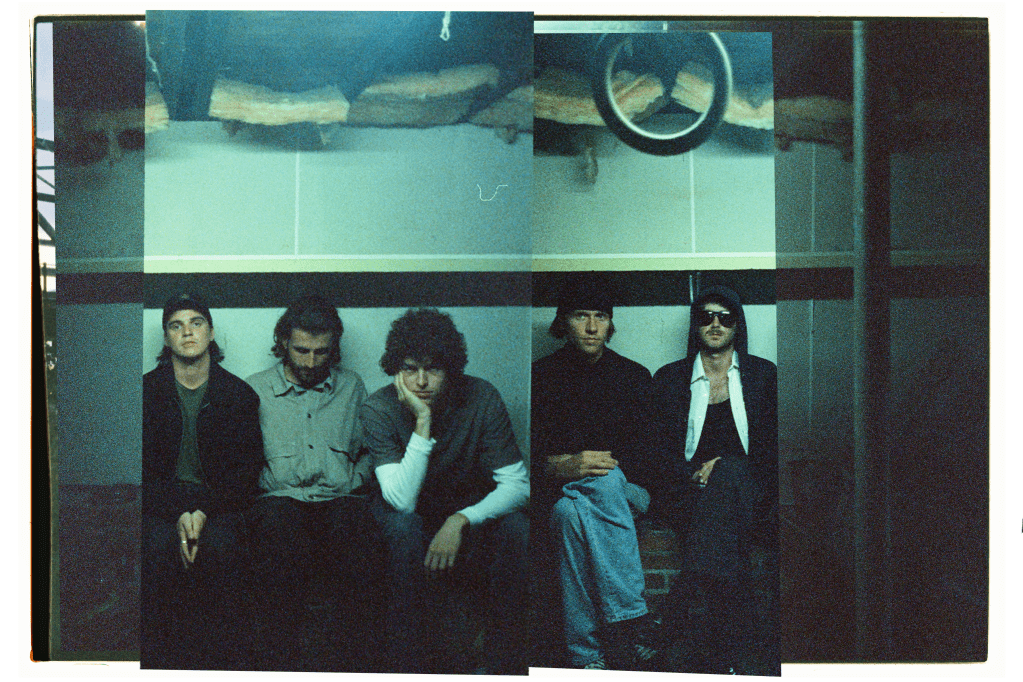 Dust: Sky is Falling