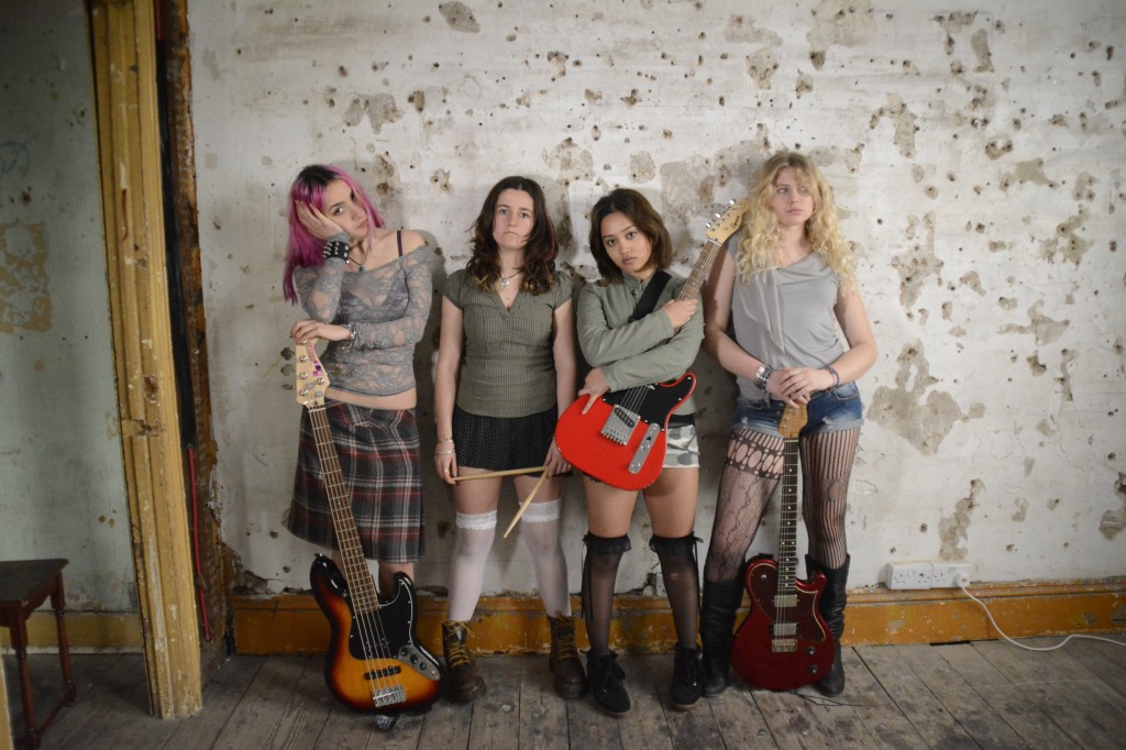 Single Reviews 04/10/2025