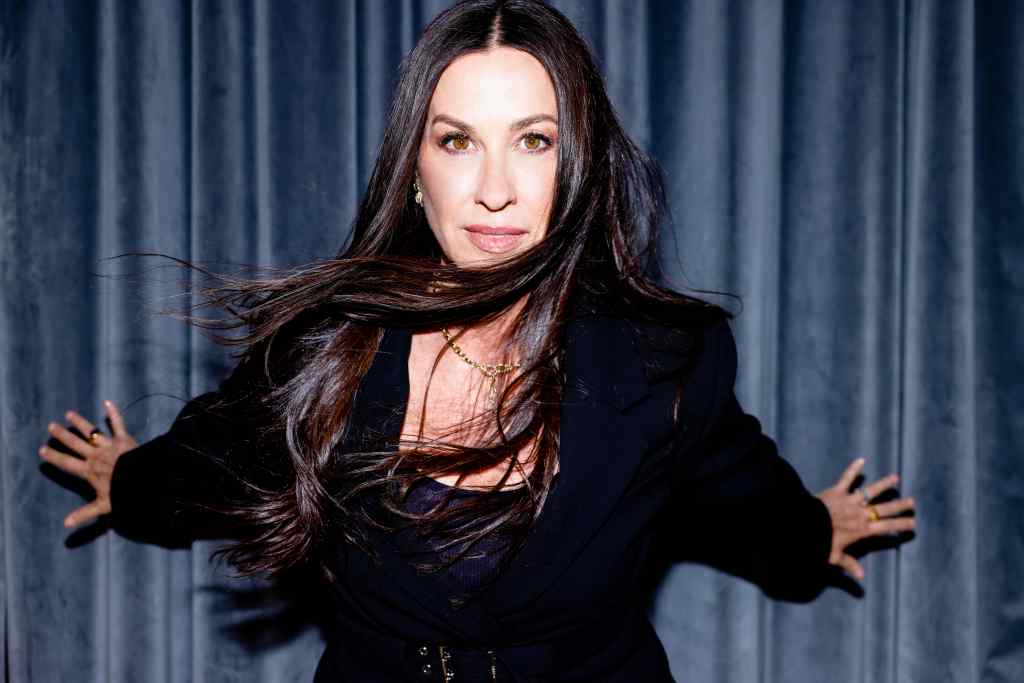 Alanis Morissette Is The Final Headliner For The New Blenheim Palace&nbsp;Festival