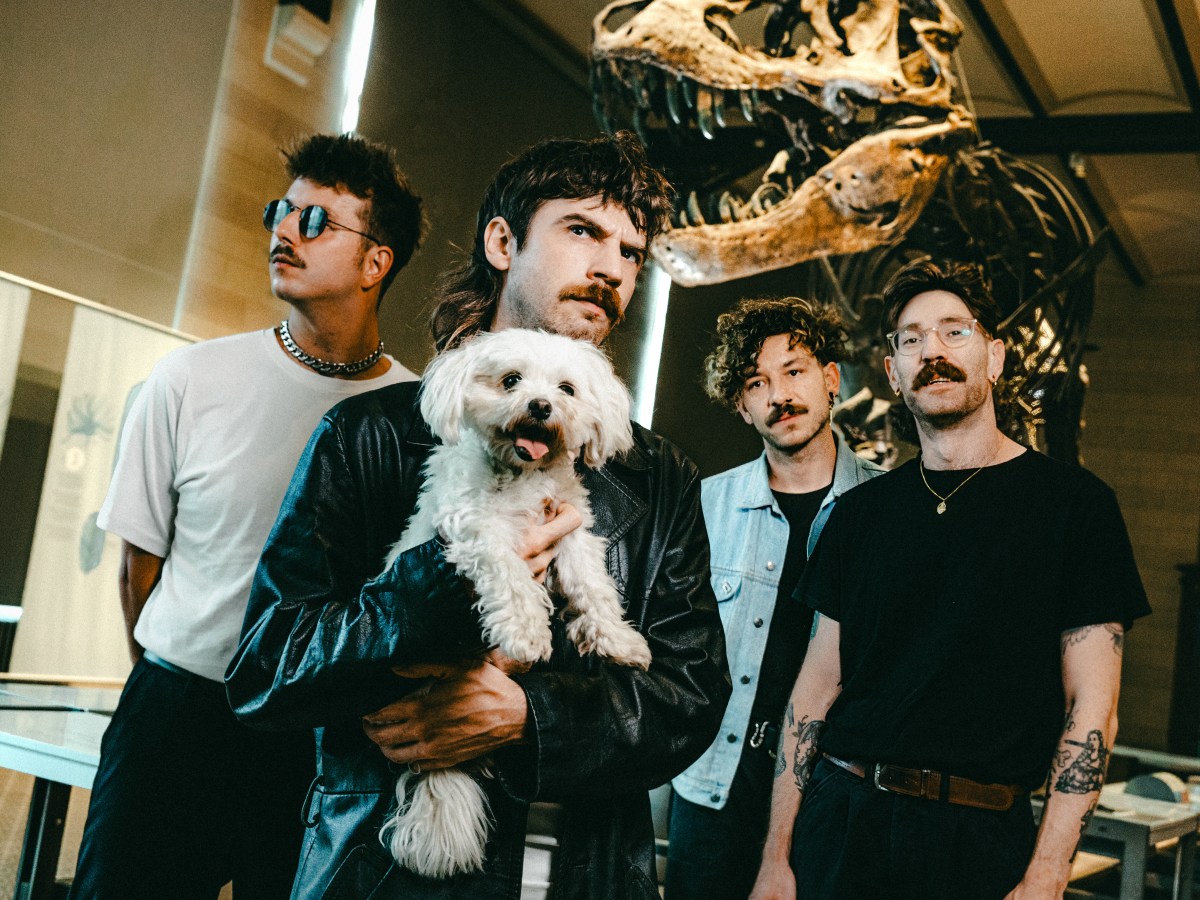 Singles Playlist and Reviews&nbsp;06/12/2025