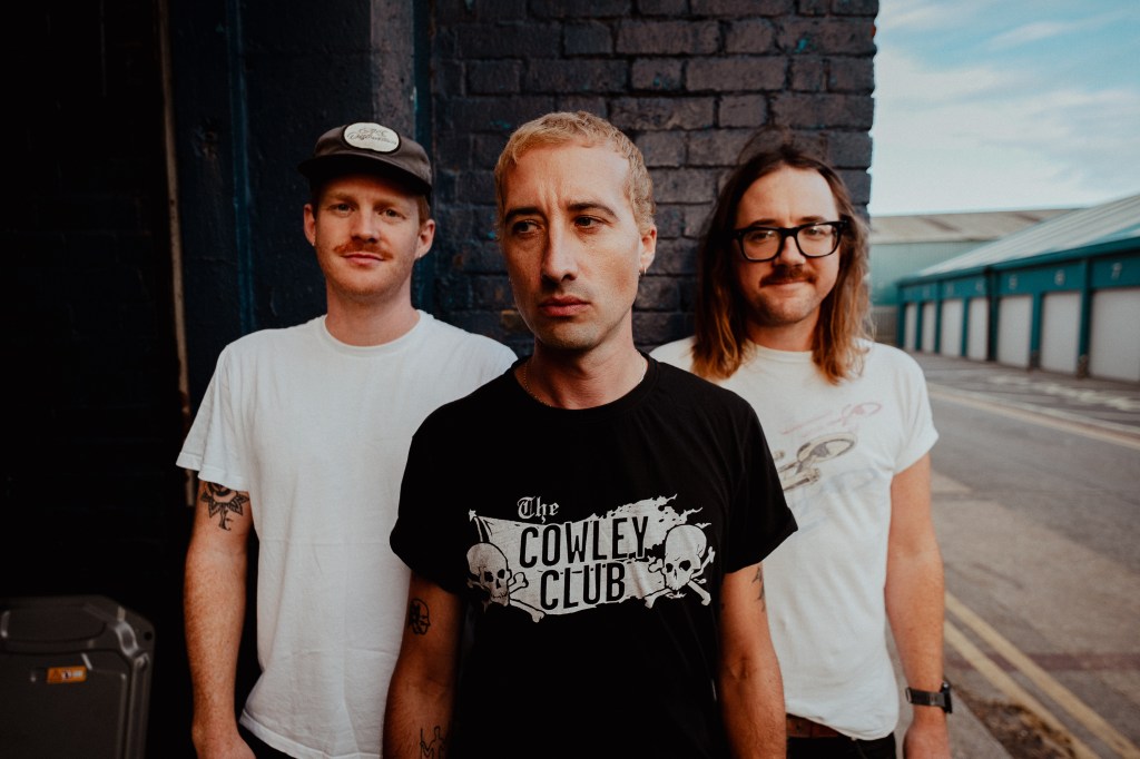 Singles Playlist and Reviews&nbsp;13/12/2025